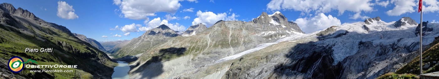 49 Vista panoramica dal rifugio.jpg